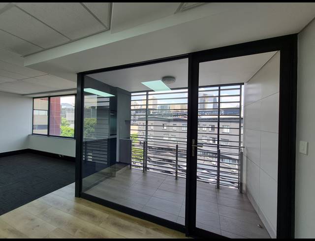 194M² OFFICE TO LET IN SANDOWN